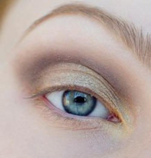 Вечерний золотистый макияж для голубых глаз. 04 Вечерний золотистый макияж для голубых глаз. 04