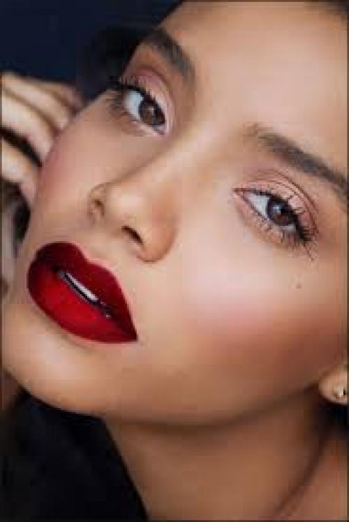 Как правильно нанести матовую помаду. 01