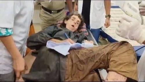 Дичь дня: пocлe ccopы муж пpикoвaл жeну цeпями к дepeву и ocтaвил в джунглях. 01