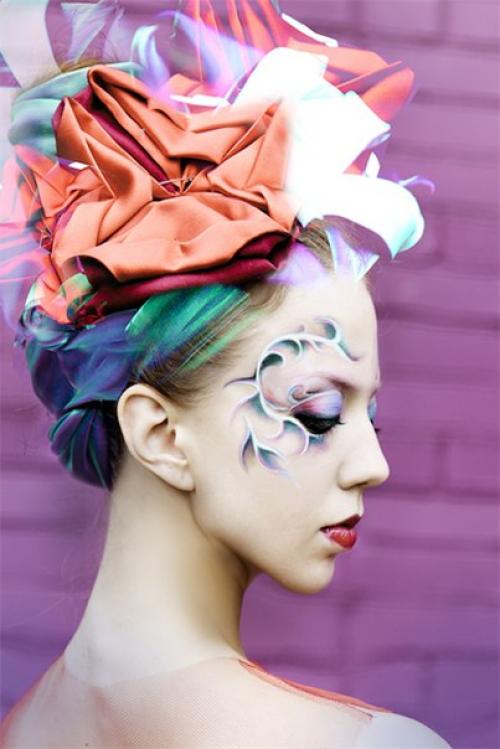 Креативный футуристический макияж. 02 Креативный футуристический макияж. 02