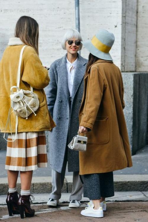 К нам поступил вопрос: носят ли солнечные очки осенью или это только летний аксессуар? 04