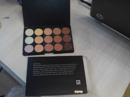 Палитра предназначена для маскировки недостатков кожи (прыщики, капиллярная сетка, покраснения, пигментные пятна ит. 01 Палитра предназначена для маскировки недостатков кожи (прыщики, капиллярная сетка, покраснения, пигментные пятна ит. 01