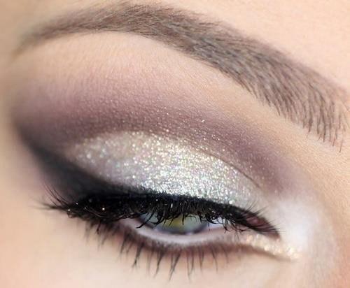 Прекрасний макияж.

Макияж - это не только рисование, но и моделирование, подправка (коррекция) формы и цвета лица.