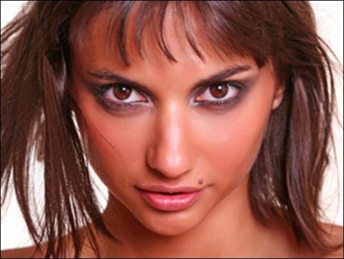 Цена 200 рублей. 06