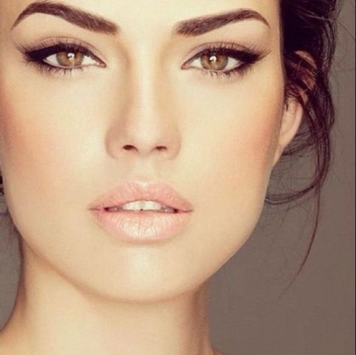 Милые девушки! Не забывайте, пожалуйста, о том, что мы красимся, делаем макияж, корректируем бровки не ради того, чтобы это сделать. 01 Милые девушки! Не забывайте, пожалуйста, о том, что мы красимся, делаем макияж, корректируем бровки не ради того, чтобы это сделать. 01