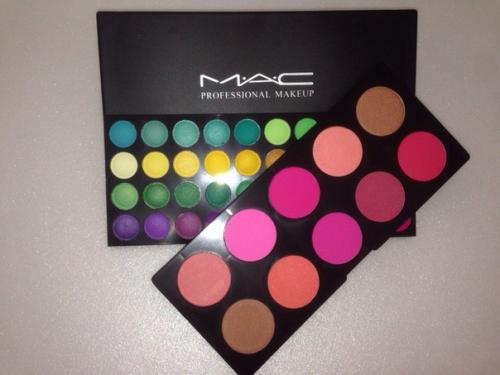 Макияж - важная составляющая женской внешности. 02