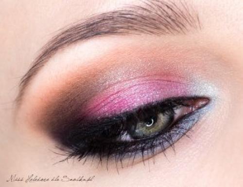 Свежий макияж для голубых глаз. 07 Свежий макияж для голубых глаз. 07