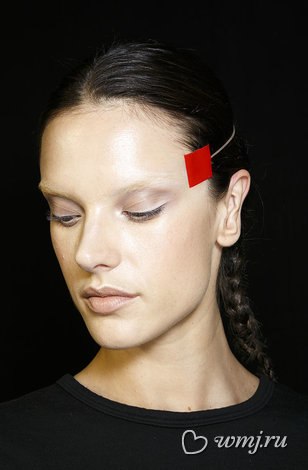 Дорогие подписчицы, а знаете ли вы, какой макияж в тренде этой осенью? 05 Дорогие подписчицы, а знаете ли вы, какой макияж в тренде этой осенью? 05