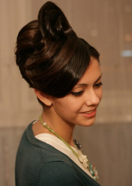 Участник Beauty - зоны Преображение в рамках Freedom Market/Galeria Fashion Week: 01 Участник Beauty - зоны Преображение в рамках Freedom Market/Galeria Fashion Week: 01