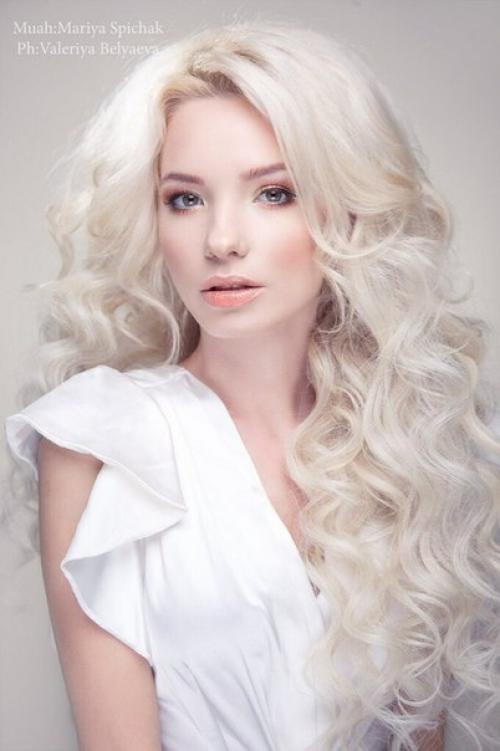 Милые девушки, идет набор в группы выходного дня на обучение, курс Профессиональный Визажист. 02