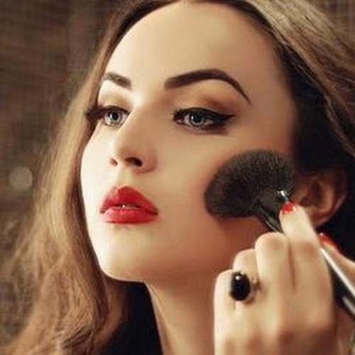 Открывается набор на короткий курс: сама себе визажист? 04