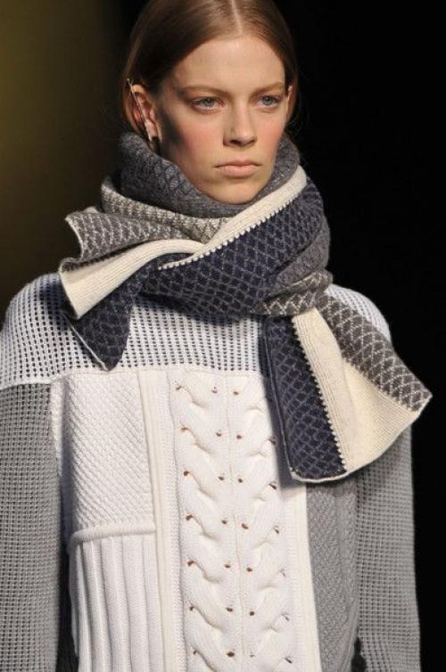 Шарфы, шарфики, платочки, меховые боа, модные тюрбанчики и косынки - всё это неотъемлемый атрибут осенней уличной моды. 02 Шарфы, шарфики, платочки, меховые боа, модные тюрбанчики и косынки - всё это неотъемлемый атрибут осенней уличной моды. 02