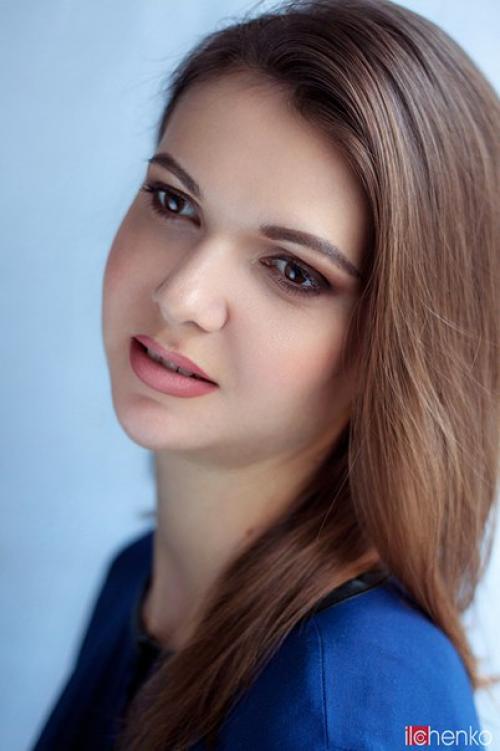 Отработали Восточную Форму макияжа глаз на карандаше с Евгенией Ермоловой. 01