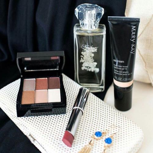 Поделюсь с вами классной статьей, именно то, что характеризует профессиональную косметику! 02