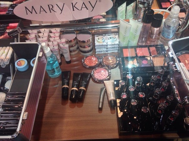 Милые девушки, объявляется набор на большую школу нового макияжа компании Mary Kay САМ Себе Визажист, которая начнется 18 ноября в 18.30 по вторникам и 22 ноября в 12.00 по субботам. 02