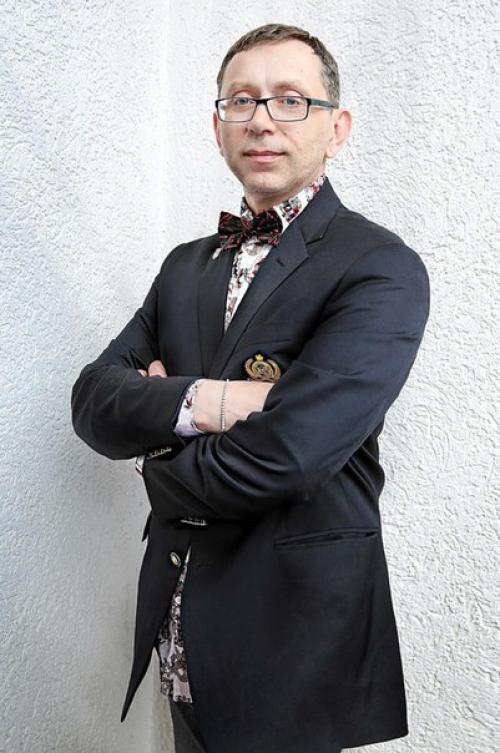 Поделюсь с вами классной статьей, именно то, что характеризует профессиональную косметику! 01