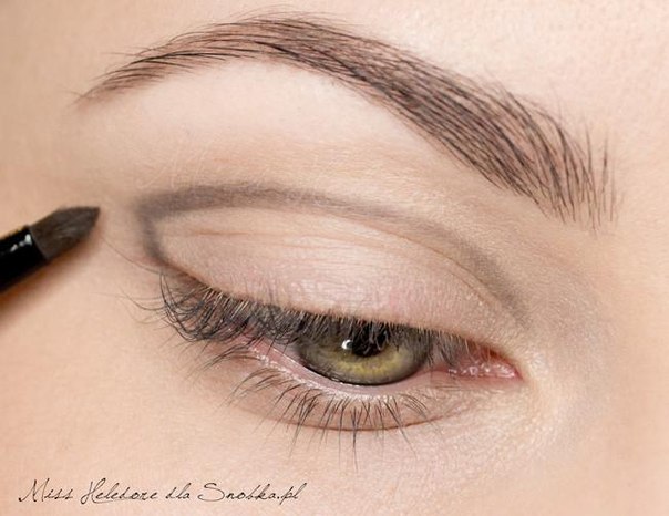 Макияж для вечеринки с новым блеском. 01