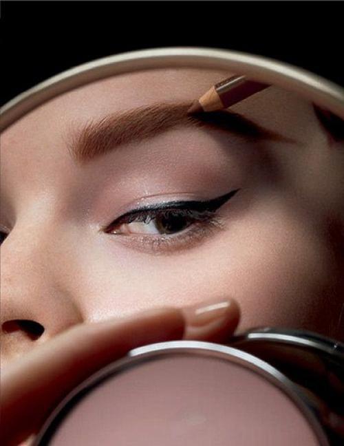 Уроки красоты: брови и всё о них. 01 Уроки красоты: брови и всё о них. 01