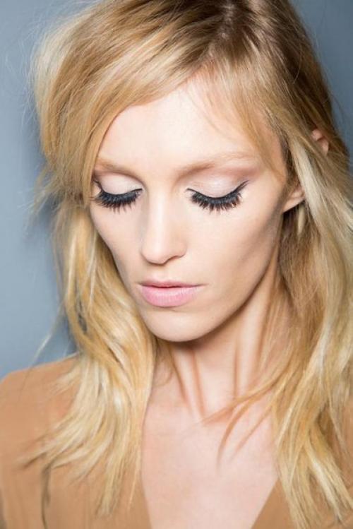 Длинные и объемные ресницы в центре Beauty - тенденций? 03