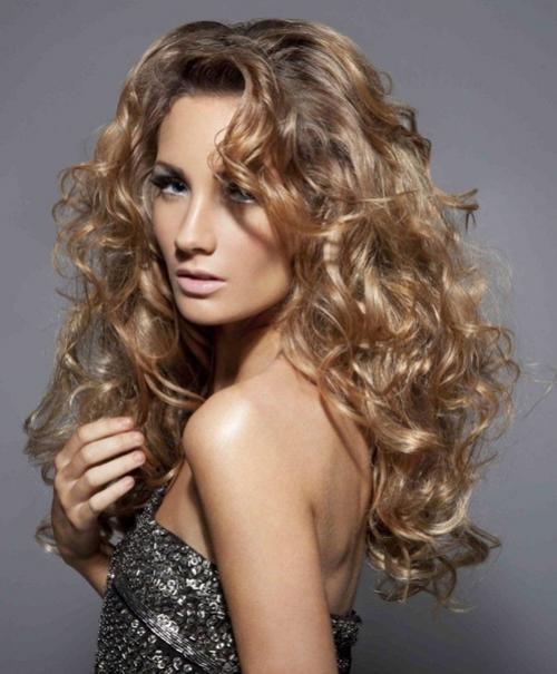 Небрежные локоны. Локоны - это всегда красивая и женственная прическа. 02