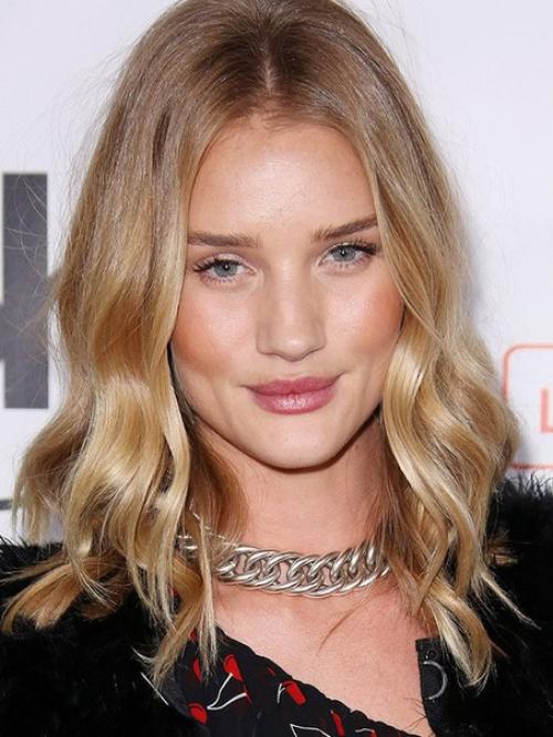 Техника макияжа страйпинг (Striping) - использование правильного бронзера, где основной акцент делается на скулы. 05