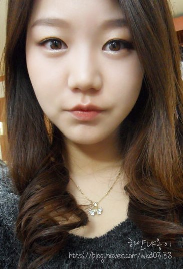 Добавлены свотчи новинки от Tony Moly. 07