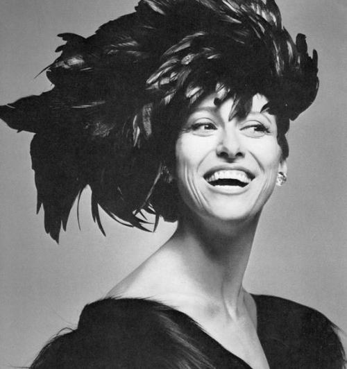 Секреты красоты от 10 известных женщин. 06