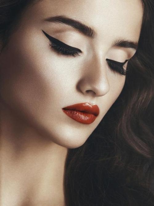 Beauty_советы. Как накраситься в новый год: макияж, который принесет удачу. 01