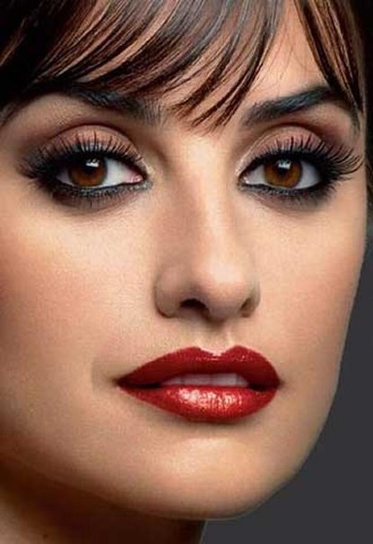Как подобрать макияж брюнетке. 04