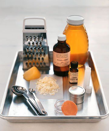 Губная Помада — ЭТО МАК, Который Освещает Лицо Женщины, - Коко Шанель. 01 Губная Помада — ЭТО МАК, Который Освещает Лицо Женщины, - Коко Шанель. 01