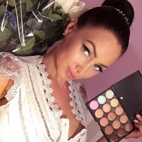 Консилер (корректор) для создания идеального макияжа всего 800 РУБ.? 05 Консилер (корректор) для создания идеального макияжа всего 800 РУБ.? 05