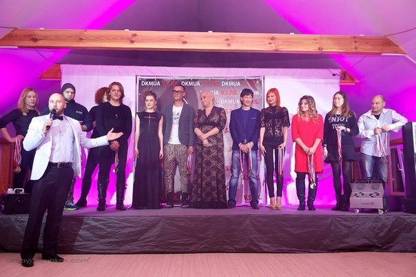 27 января началось грандиозное событие в жизни работников индустрии красоты и в том числе визажистов, которым я и являюсь на протяжении уже 7 лет. 01