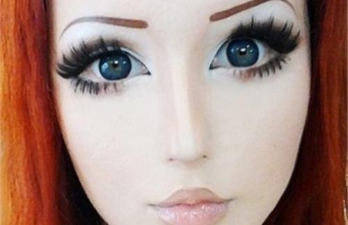Аниме - макияж.  Макияж в японском стиле аниме подразумевает более смелые эксперименты и яркие детали. 02