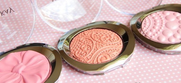 хайлайтер: делаем личико. Рассказ о такой необходимой в косметичке (и в макияже) вещи как хайлайтер. 03