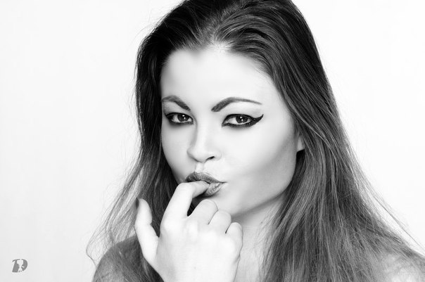 Студия Астра SVV набирает новую группу на полный, ускоренный курс по визажу. 01