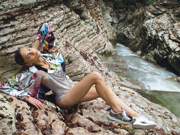 В городе Сочи. Футуризм и спорт – главные тренды весеннего модного сезона и стиль нового Сочи. 09 В городе Сочи. Футуризм и спорт – главные тренды весеннего модного сезона и стиль нового Сочи. 09