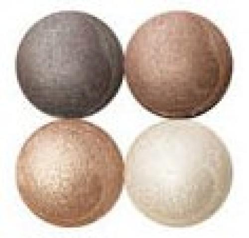 Зеленые глаза являются наиболее запоминающимися, яркими и броскими, они обладают каким-то особым магнетическим эффектом. 02