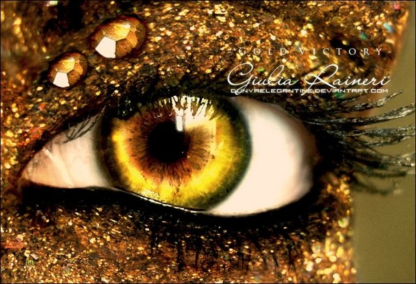 Золотой макияж.  Добиться изысканного сияния лица сравнительно легко - золотой макияж довольно прост в исполнении. 01