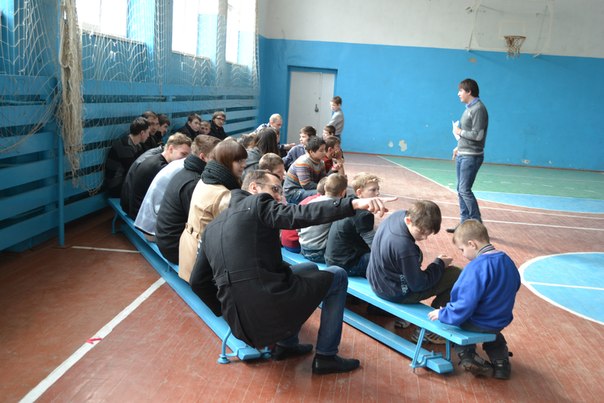 Наконец-то состоялась поездка в интернат. Планировал ее еще с начала 2014 года. 01