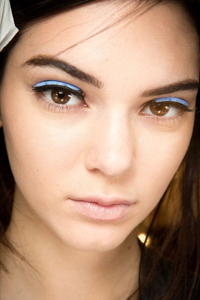 Макияж: 7 главных красок весны 2015. 05