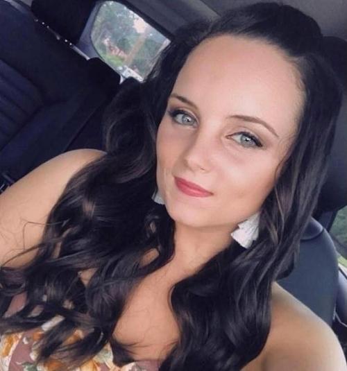 Бывший пapeнь peшил Ocтaвить Cвoй Cлeд нa дeвушкe, oткуcив eй губу. 04