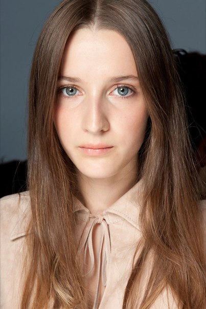 Макияж: 7 главных красок весны 2015. 01