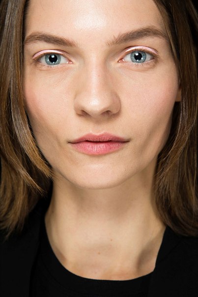 Макияж: 7 главных красок весны 2015. 02