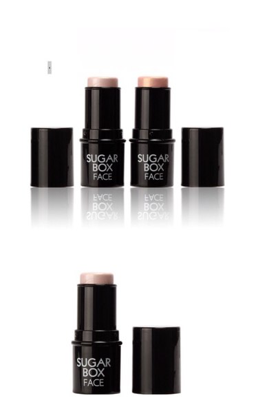 Милые девушки, хотите придать эффект свежести и сияния лица, скрыть морщинки, подчеркнуть рельеф лица, выделить отдельные части лица, то тогда вам жизненно необходим наш хайлайтер! 02 Милые девушки, хотите придать эффект свежести и сияния лица, скрыть морщинки, подчеркнуть рельеф лица, выделить отдельные части лица, то тогда вам жизненно необходим наш хайлайтер! 02