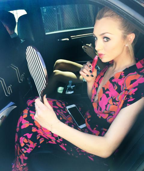 Kids Choice Awards 2015.  Готовимся с Пейтон Лист. 07 Kids Choice Awards 2015.  Готовимся с Пейтон Лист. 07