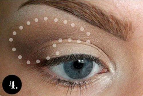 Простой ежедневный макияж в 4 этапа? 03