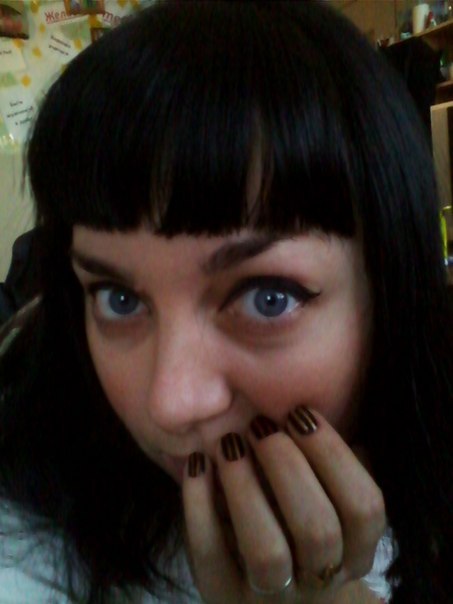 Дневной макияж призван подчеркивать природную красоту, поэтому он не должен быть слишком ярким и вызывающим. 01