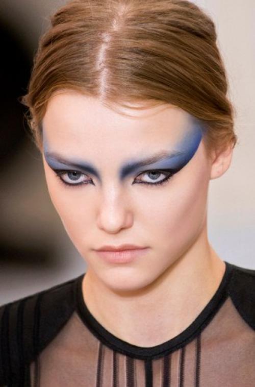 Макияж в технике деграде: как трансформировался культовый тренд. 03