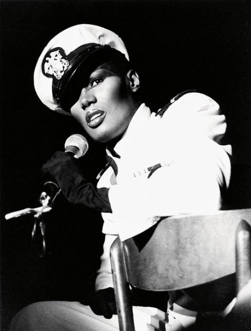 ! освободилось одно место 26 марта!  Девушки, предоставляю вашему вниманию Фотопроект Doberman?  Стоимость участия 2? 5? 0? 0? руб. 02