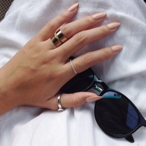 Экономия и польза: как сделать необрезной маникюр самой. 01 Экономия и польза: как сделать необрезной маникюр самой. 01